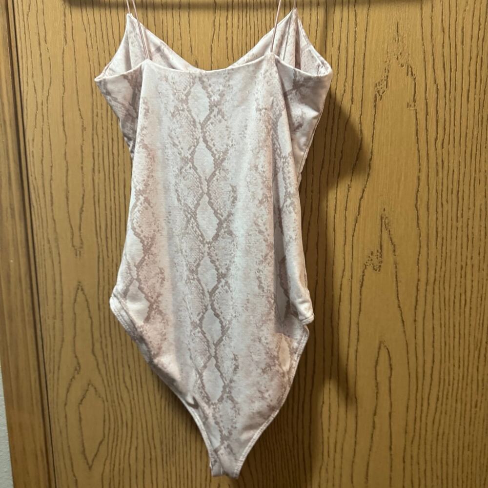 Bodysuit Forever 21 size small - Picture 4 of 8